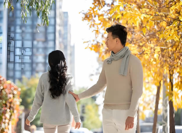 出轨十多年的男人，为什么突然就和第三者提出分手了