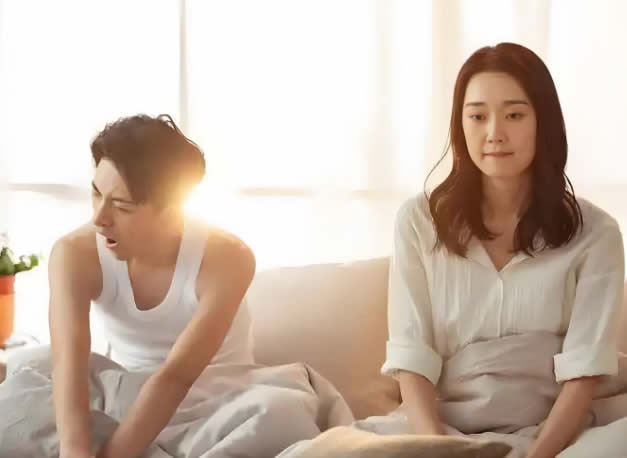 出轨被妻子发现，男人就是为了规避自己的责任