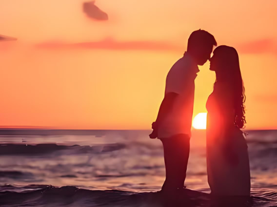 女生要如何判断，哪个男生是否喜欢自己